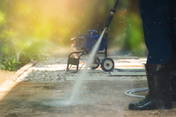 Best Sidewalk and Walkway Cleaning  in Westport, WA